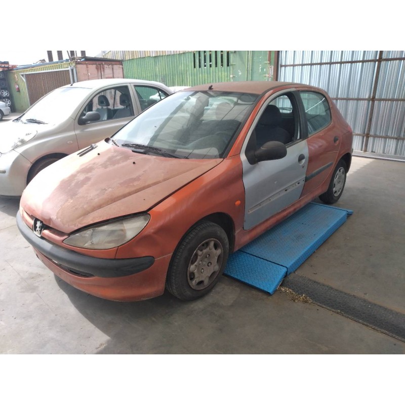 peugeot 206 berlina del año 1999