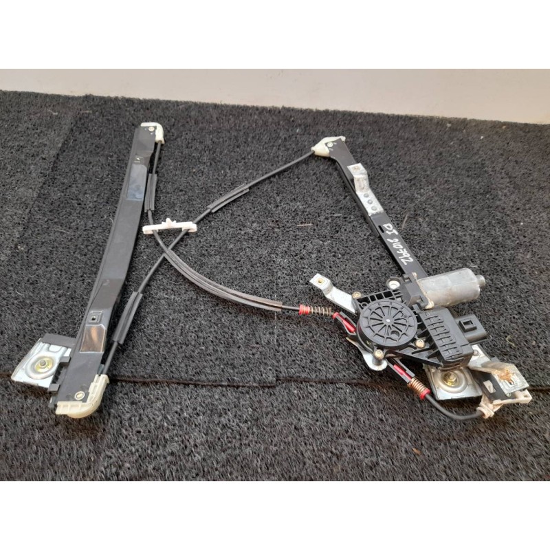Recambio de elevalunas delantero izquierdo para ford mondeo berlina (ge) ambiente referencia OEM IAM 11