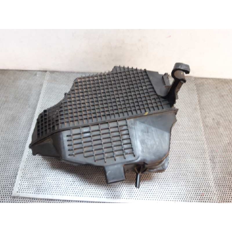 Recambio de filtro aire para dacia duster ambiance 4x4 referencia OEM IAM H8201173592 165001258R - Blanco 5