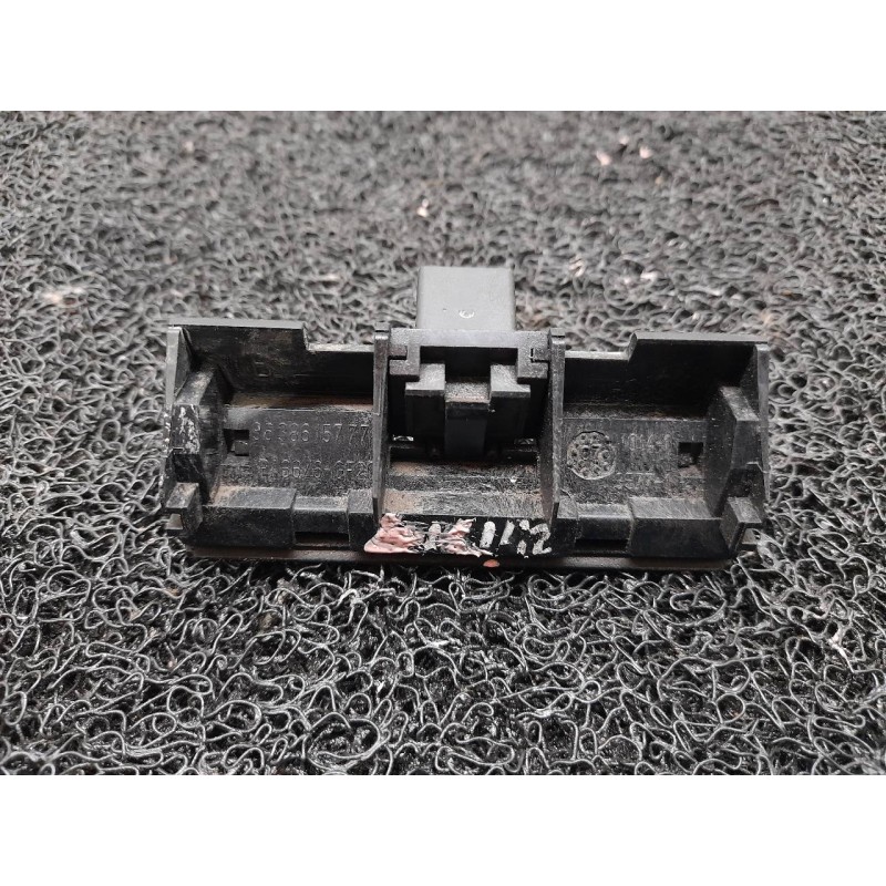 Recambio de maneta exterior porton para peugeot 308 sw sport referencia OEM IAM 9638615777  