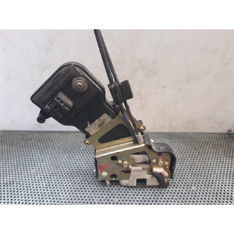 Recambio de cerradura puerta trasera derecha para mazda 2 berlina (dy) referencia OEM IAM  91302 4