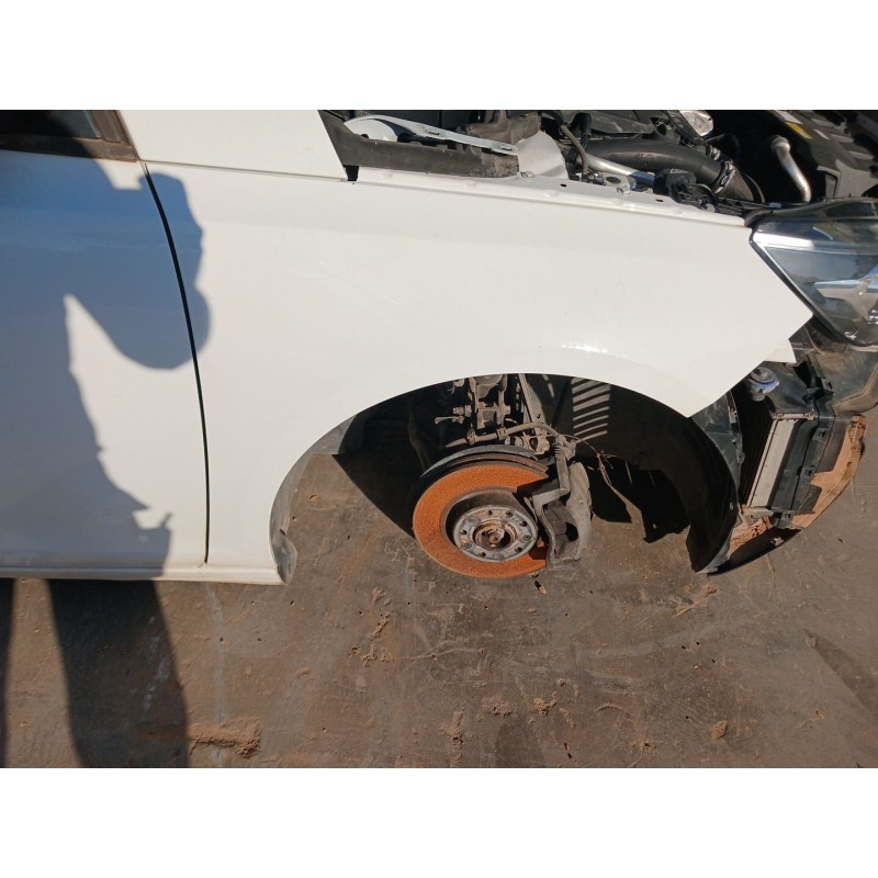 Recambio de aleta delantera derecha para peugeot 308 ii (lb_, lp_, lw_, lh_, l3_) 1.2 thp 130 referencia OEM IAM - Blanco