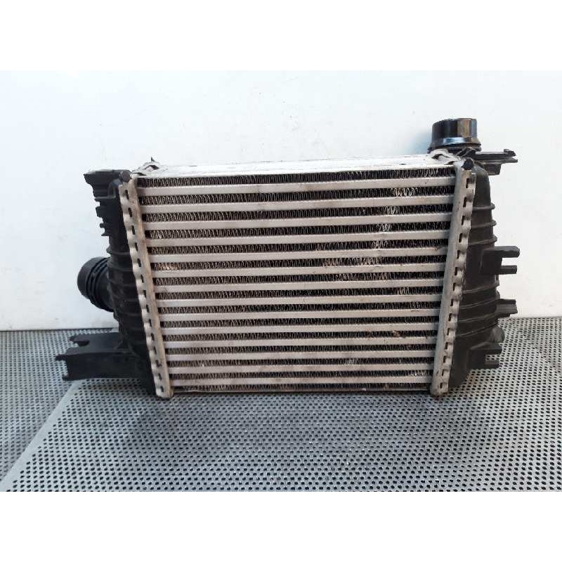 Recambio de intercooler para dacia duster ambiance 4x4 referencia OEM IAM 144961381R - Blanco 2