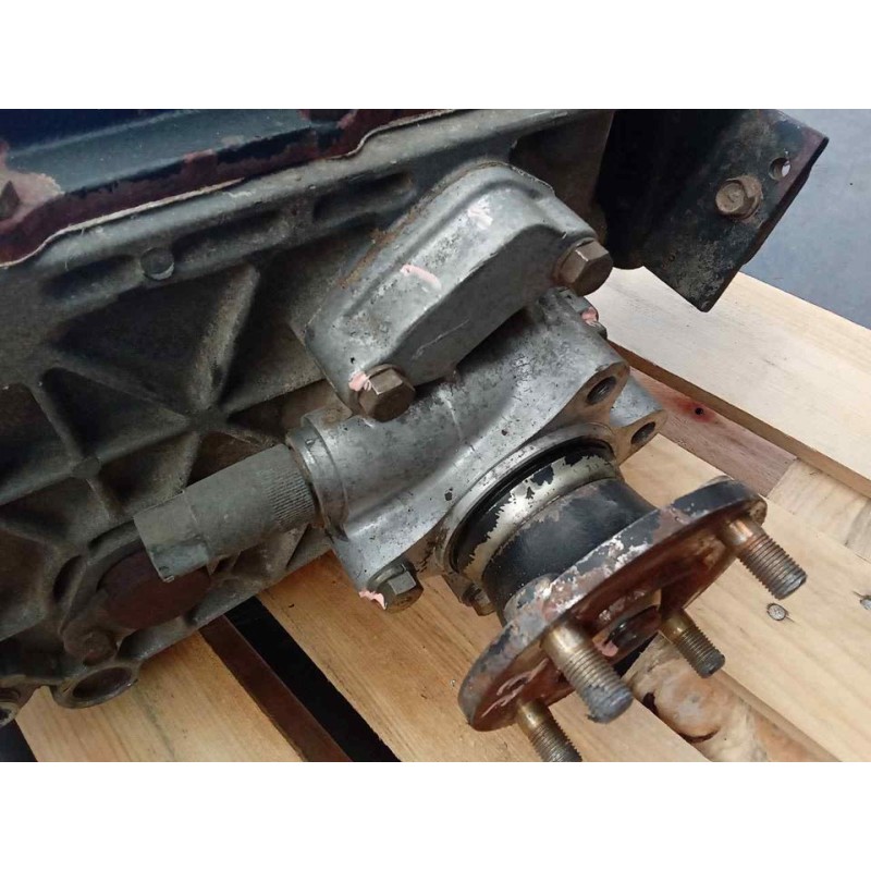 Recambio de caja cambios para nissan patrol (k/w160) 2.8 turbodiesel referencia OEM IAM M525BP 135798 9