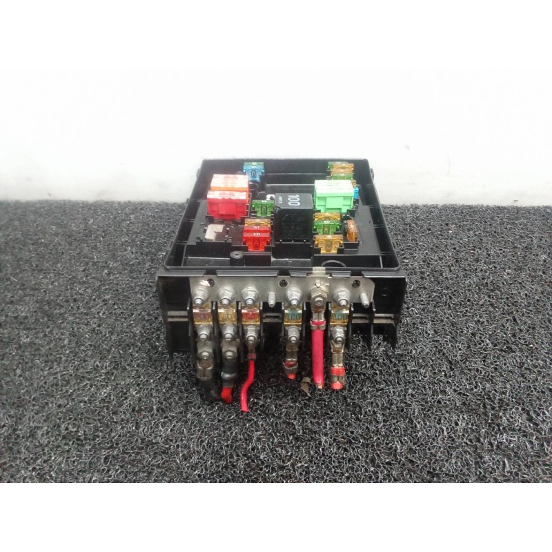 Recambio de caja reles / fusibles para volkswagen golf plus (5m1) sportline referencia OEM IAM 1K0937125A  