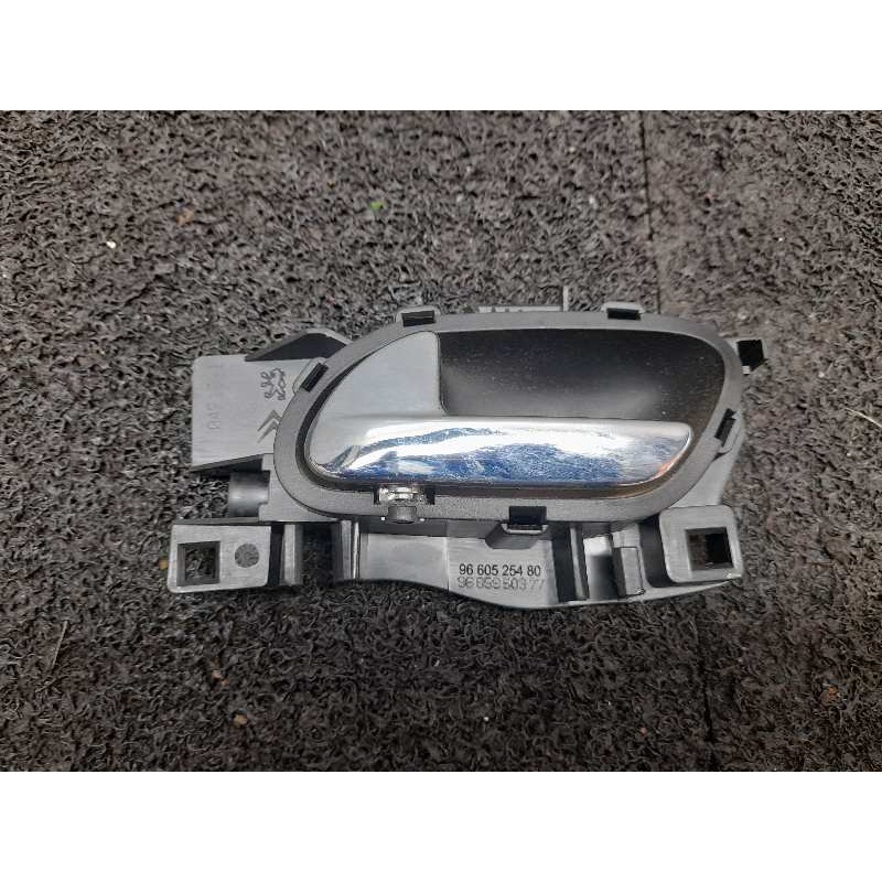 Recambio de maneta interior trasera izquierda para peugeot 308 premium referencia OEM IAM   