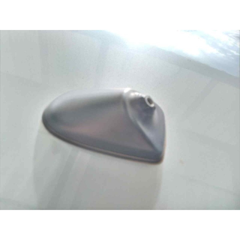 Recambio de base de antena para subaru xv executive referencia OEM IAM - Gris 2