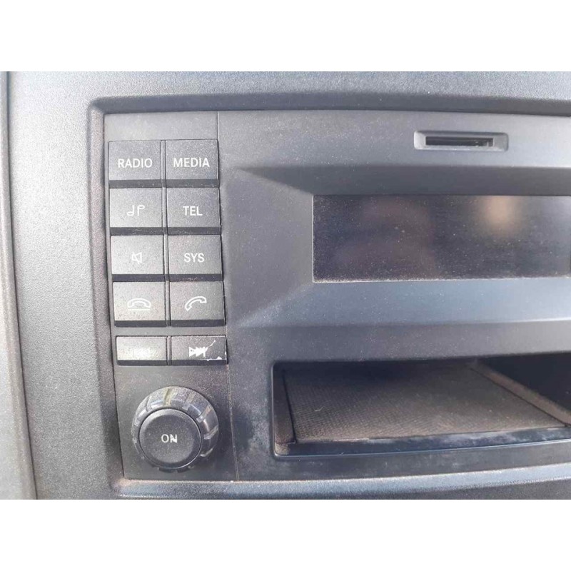 Recambio de sistema audio / radio cd para mercedes-benz sprinterii combi (desde 01.06) 313/316 cdi (906.731/733/735) referencia 3