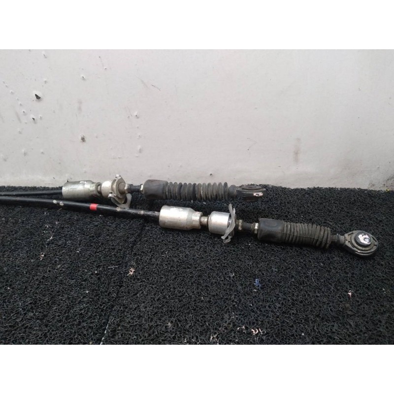 Recambio de varillaje cambio para mitsubishi space star (a00) motion referencia OEM IAM - Blanco 2