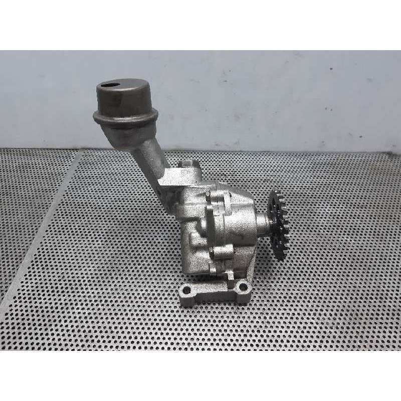 Recambio de bomba aceite para ssangyong rodius xdi limited awd referencia OEM IAM 6651810101 - Negro 4