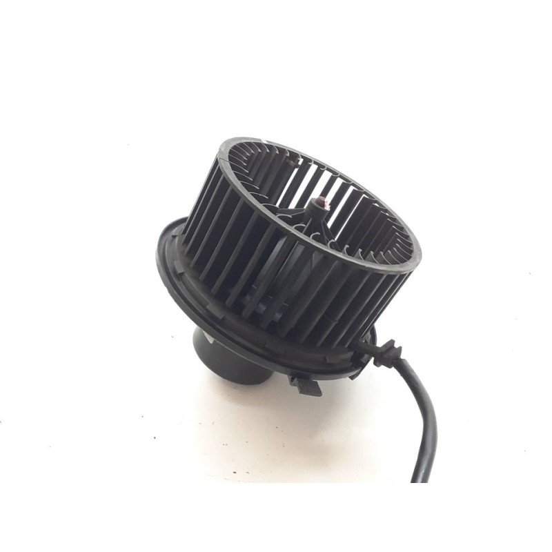 Recambio de motor calefaccion para volkswagen caravelle 2.4d referencia OEM IAM 357819021 5399386010 2