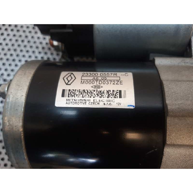 Recambio de motor arranque para dacia duster ambiance 4x4 referencia OEM IAM 233000557R M000TD0372ZE - Blanco 2