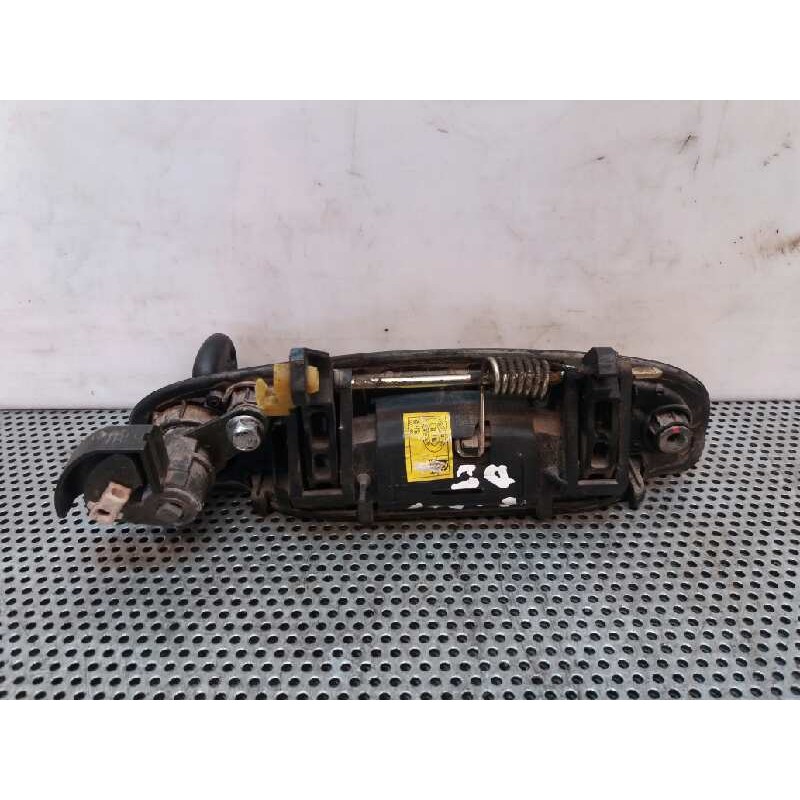 Recambio de maneta exterior delantera izquierda para hyundai getz (tb) 1.1 básico referencia OEM IAM - Rojo 2