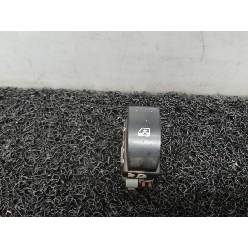 Recambio de mando elevalunas delantero derecho para renault espace iv (jk0) grand espace dynamique referencia OEM IAM   