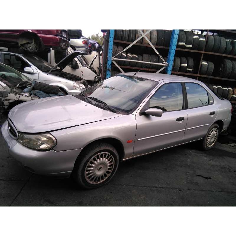 ford mondeo berlina (gd) del año 2000