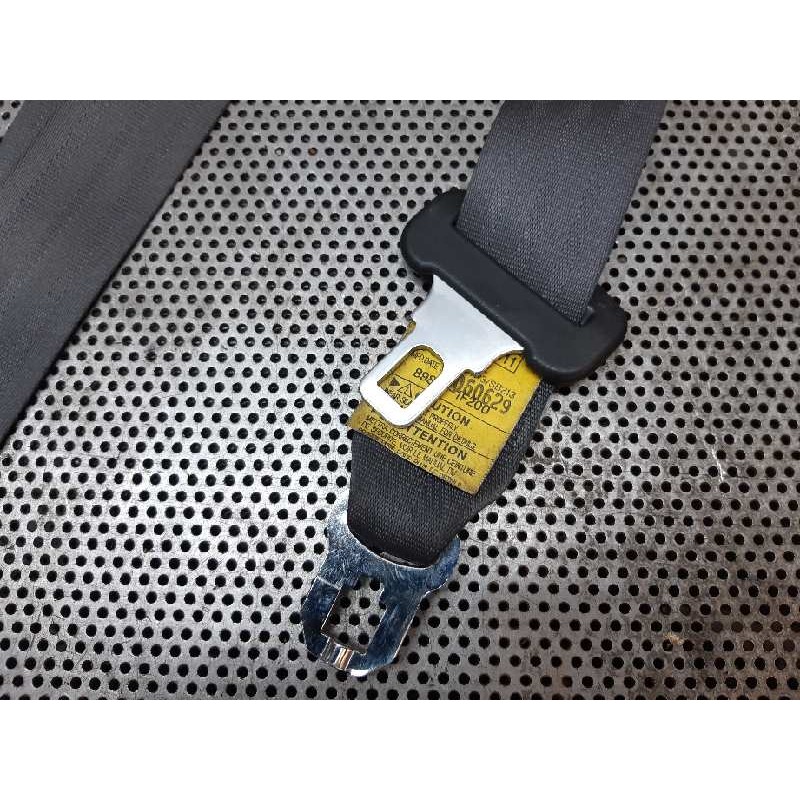 Recambio de cinturon seguridad trasero central para kia sportage lx 4x4 referencia OEM IAM 3