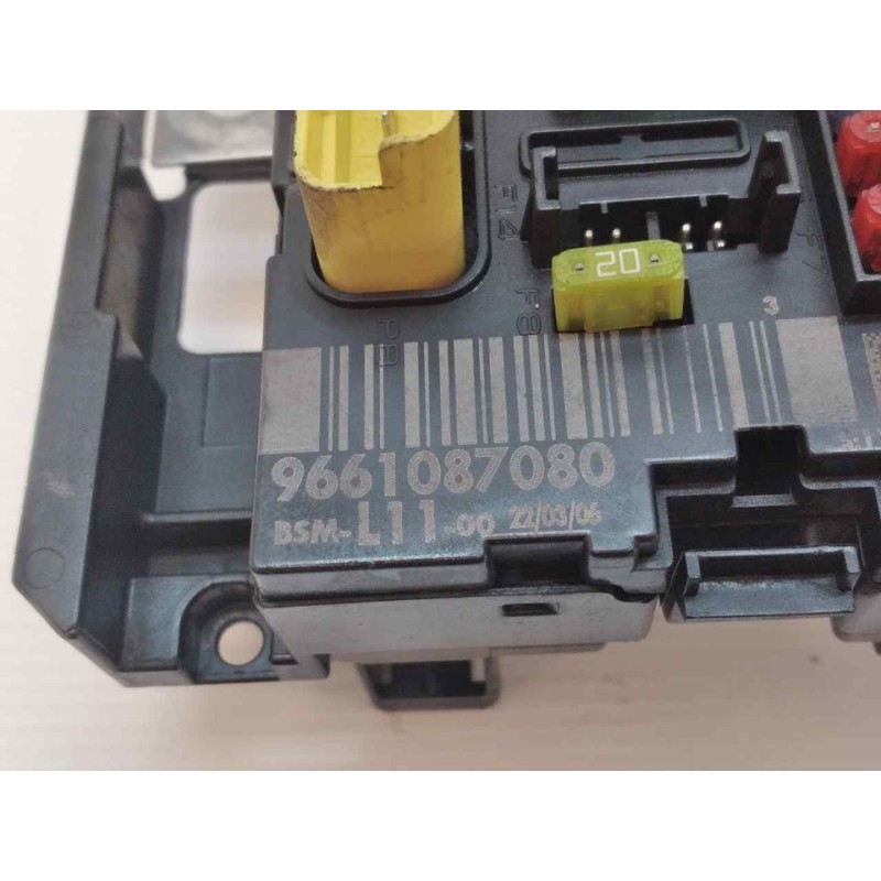 Recambio de caja reles / fusibles para peugeot 307 break/sw (s2) sw referencia OEM IAM 9661087080 2