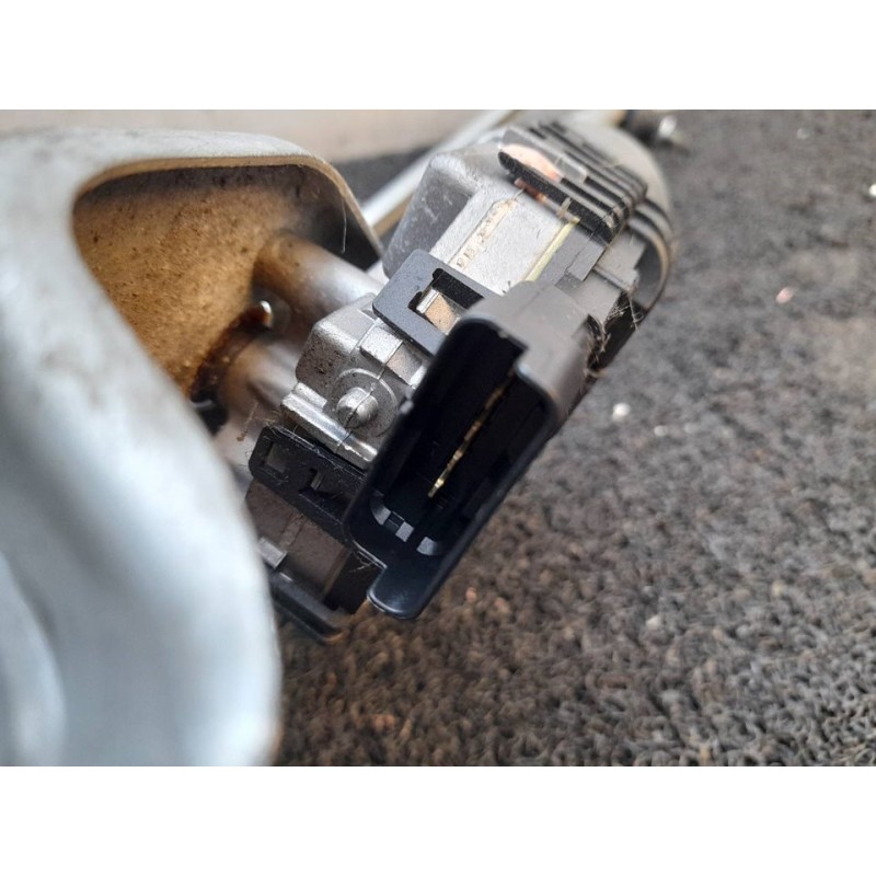 Recambio de motor limpia delantero para dacia duster ambiance 4x4 referencia OEM IAM 0390241544 - Blanco 2