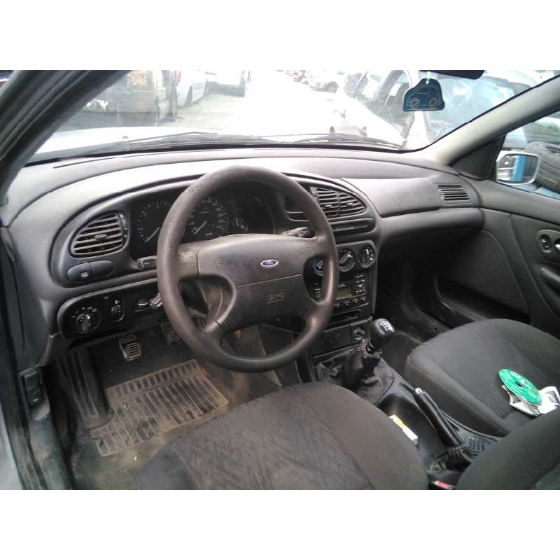 ford mondeo berlina (gd) del año 2000
