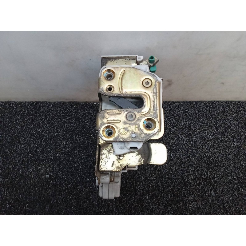 Recambio de cerradura puerta delantera derecha para nissan primera berlina (p11) elegance referencia OEM IAM   