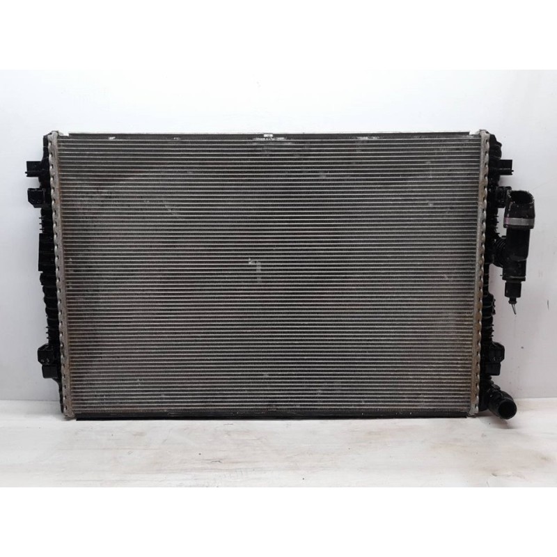 Recambio de radiador agua para audi a1 sportback (gba) 30 tfsi adrenalin referencia OEM IAM 2Q0121253R  