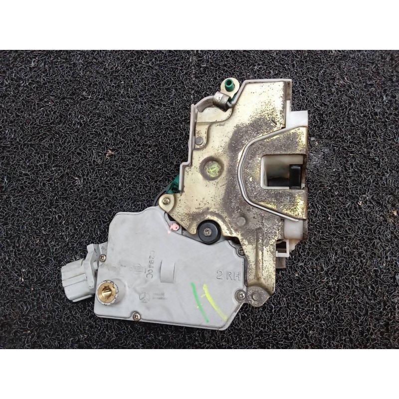 Recambio de cerradura puerta delantera derecha para nissan primera berlina (p11) elegance referencia OEM IAM 4