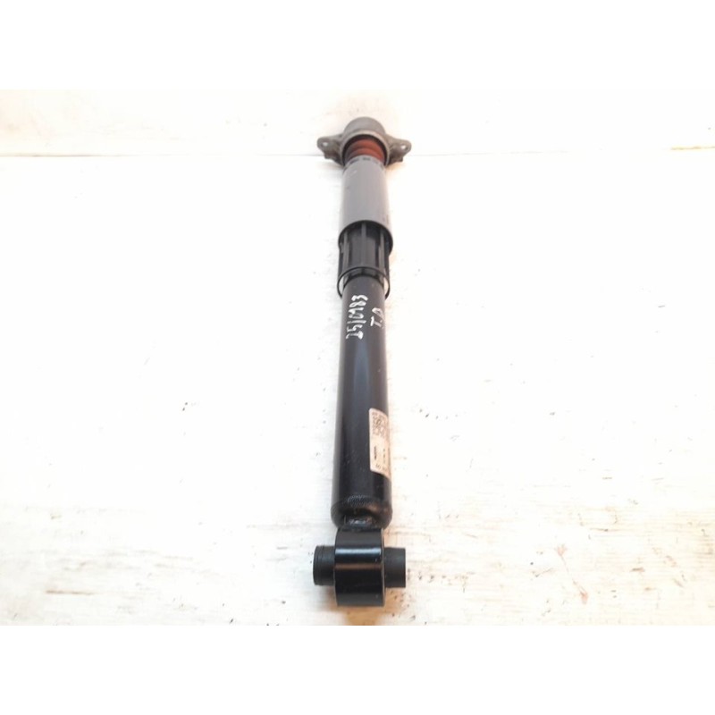 Recambio de amortiguador trasero derecho para audi a3 sportback (8va) attraction referencia OEM IAM 5Q0512011GD  
