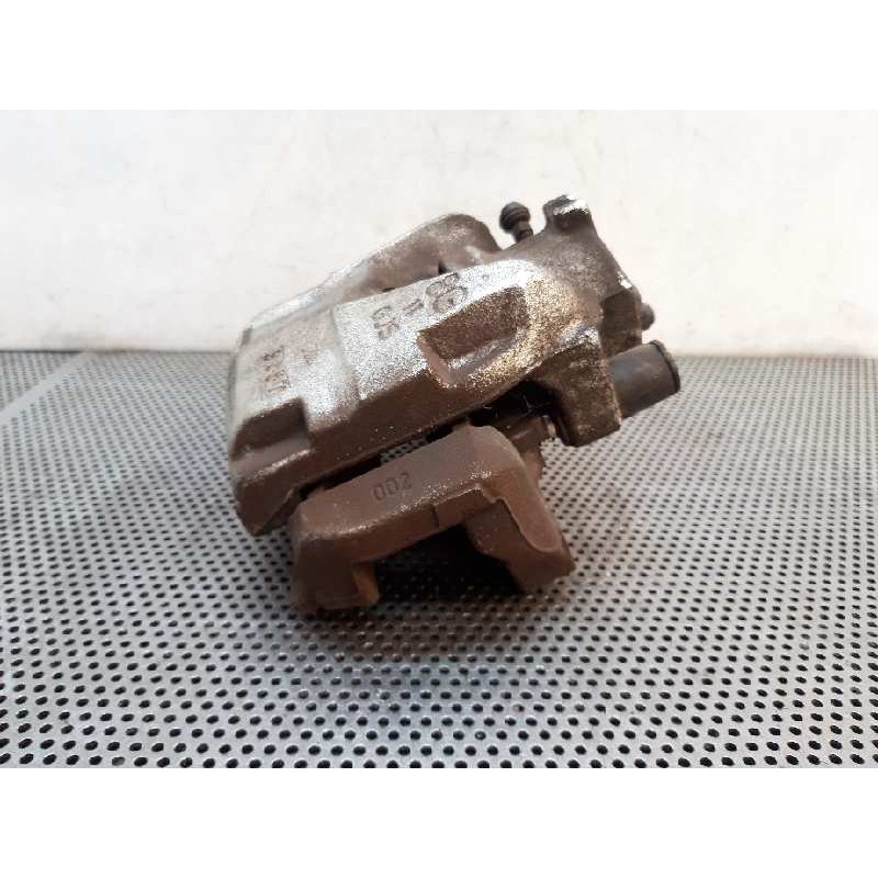 Recambio de pinza de freno delantera derecha para dacia duster ambiance 4x4 referencia OEM IAM 951 345T - Blanco 5