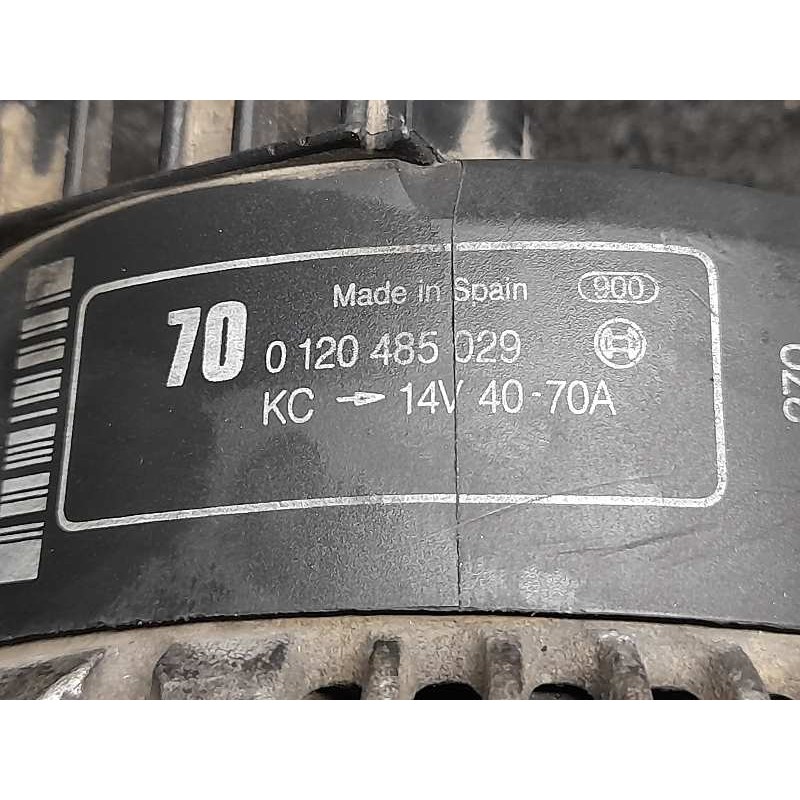 Recambio de alternador para ford escort berlina/turnier 1.8 16v cat referencia OEM IAM 120485029 38323 BOSCH 2