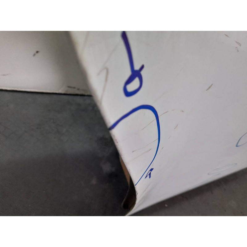 Recambio de puerta trasera derecha para dacia duster ambiance 4x4 referencia OEM IAM - Blanco 3