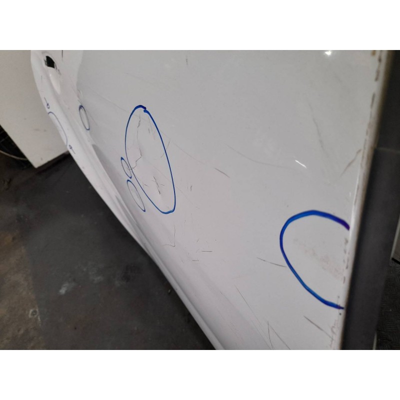Recambio de puerta trasera derecha para dacia duster ambiance 4x4 referencia OEM IAM - Blanco 4