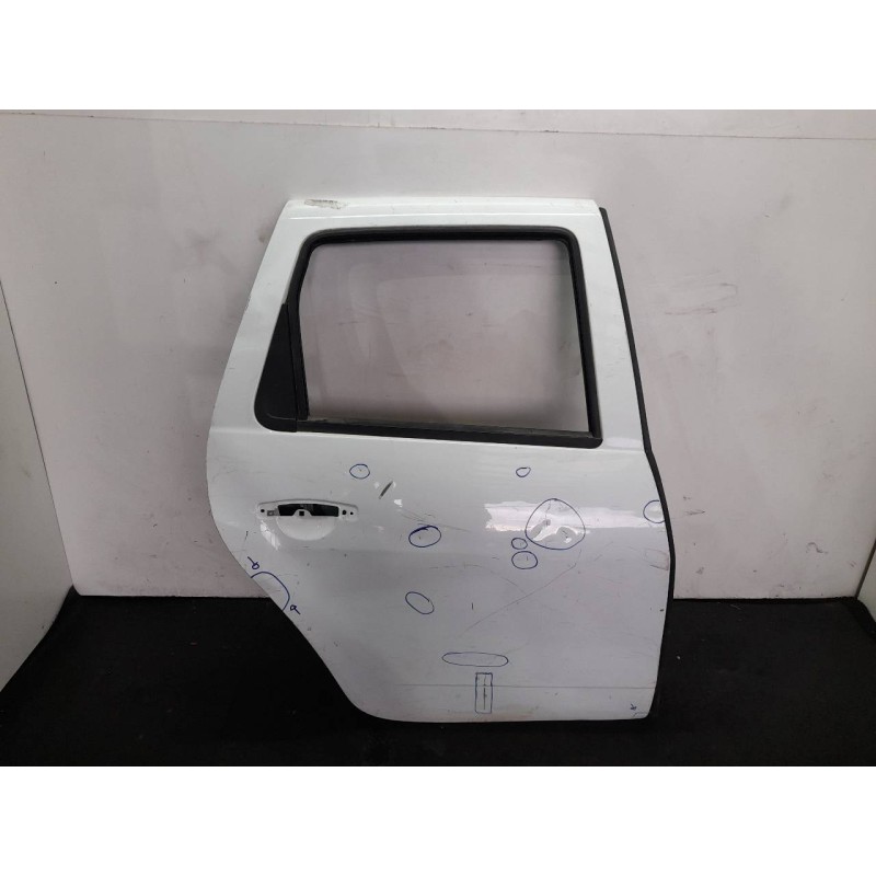 Recambio de puerta trasera derecha para dacia duster ambiance 4x4 referencia OEM IAM - Blanco 8