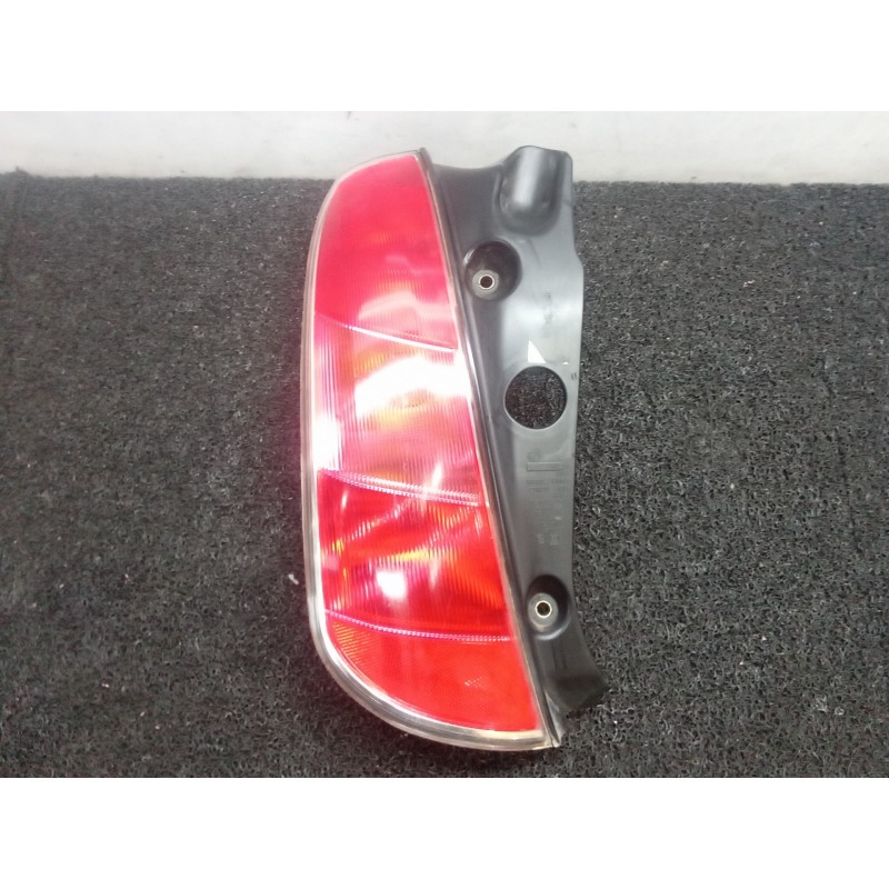 Recambio de piloto trasero izquierdo para lancia ypsilon (101) 1.4 16v oro (10.2006) referencia OEM IAM   