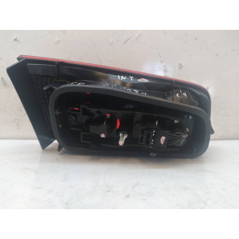 Recambio de piloto trasero derecho interior para renault laguna ii (bg0) confort expression referencia OEM IAM 2