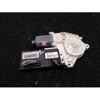 MOTOR ELEVALUNAS DELANTERO DERECHO 807300002R 978932015 