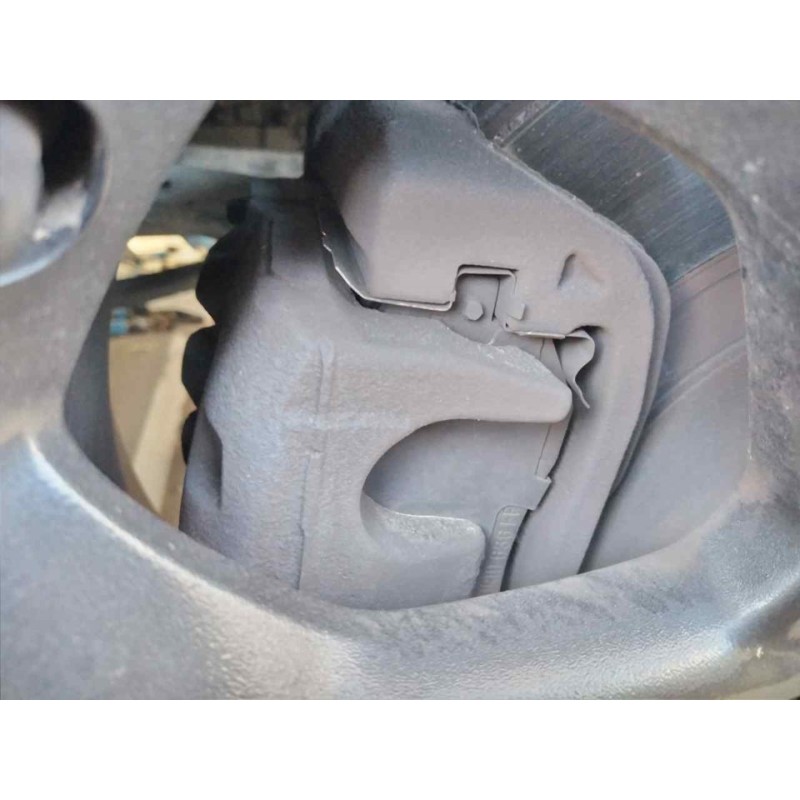 Recambio de pinza de freno delantera derecha para subaru xv executive referencia OEM IAM   