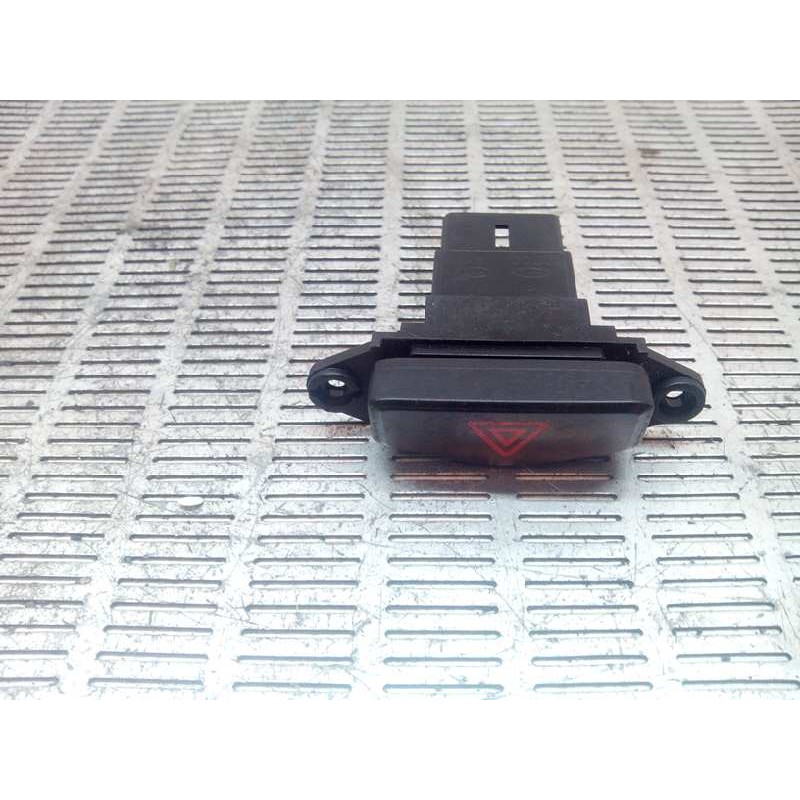 Recambio de warning para kia carens 2.0 turbodiesel cat referencia OEM IAM   
