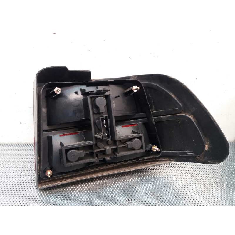 Recambio de piloto trasero izquierdo para mg serie 800 (rs) 2.5 v6 24v referencia OEM IAM 3