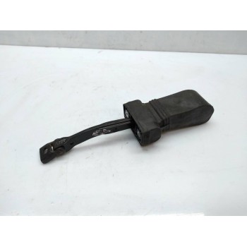 RETENEDOR PUERTA DELANTERA IZQUIERDA 4G0837249 
