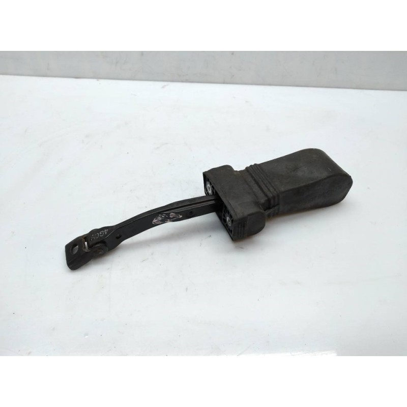 Recambio de retenedor puerta delantera izquierda para audi a6 allroad quattro (4gj) 3.0 tdi clean diesel referencia OEM IAM 4G08
