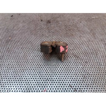 CERRADURA PUERTA DELANTERA IZQUIERDA 