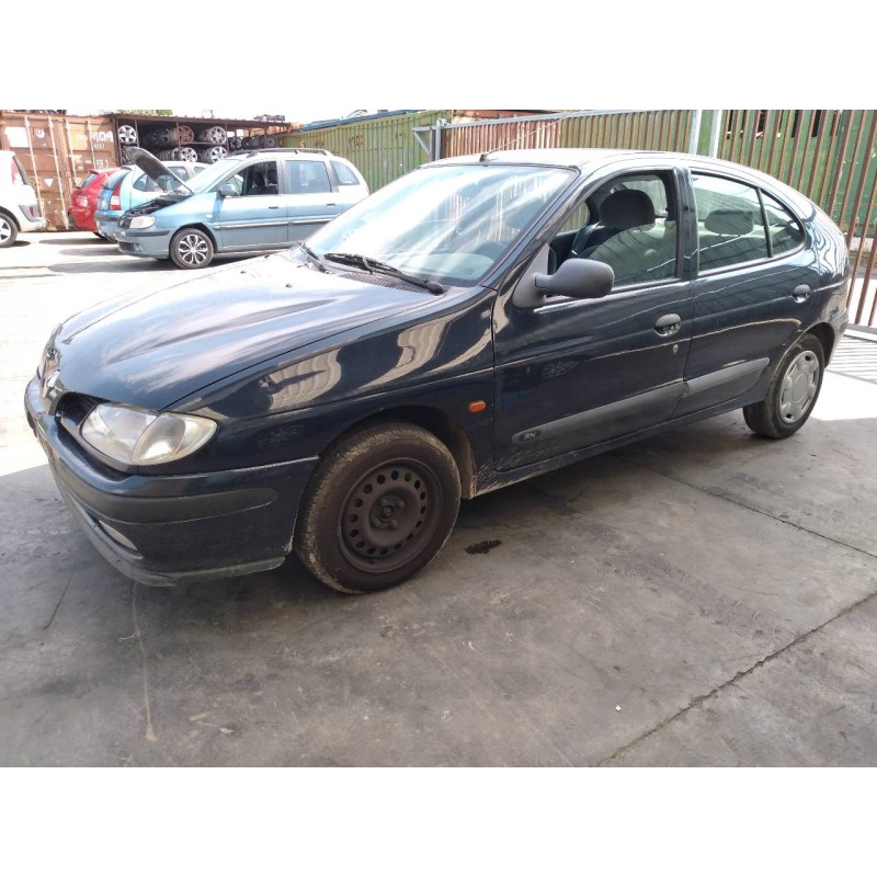 renault megane i berlina hatchback (ba0) del año 1996
