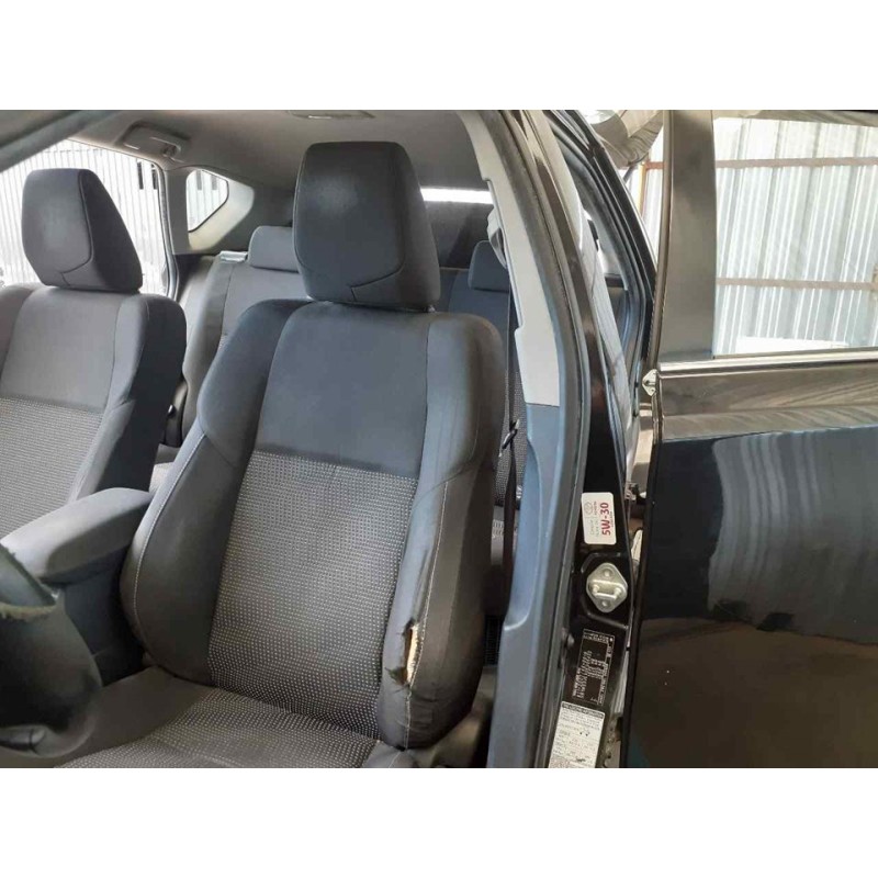 Recambio de asiento delantero izquierdo para toyota auris hybrid active referencia OEM IAM - Negro 3