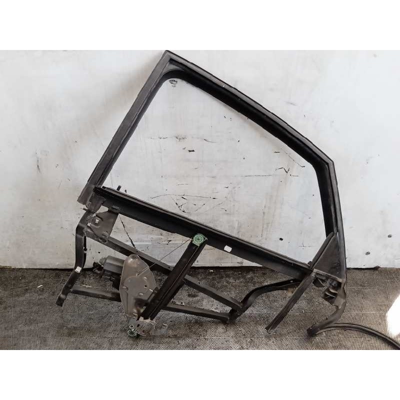 Recambio de elevalunas trasero izquierdo para audi a6 berlina (4b2) 2.8 v6 30v referencia OEM IAM   