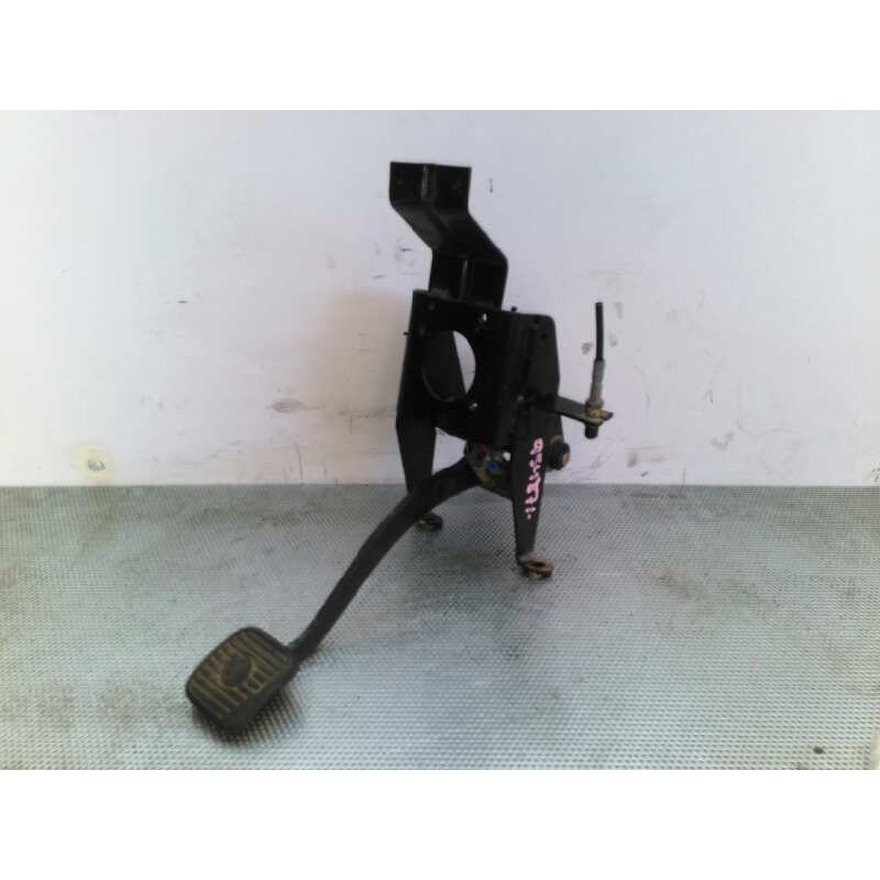 Recambio de pedal freno para nissan atleon 110 referencia OEM IAM   
