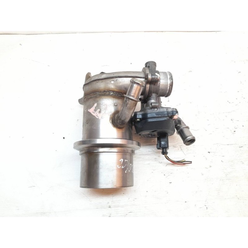 Recambio de enfriador egr para audi a3 sportback (8va) attraction referencia OEM IAM 04L131512BH MAHLE 