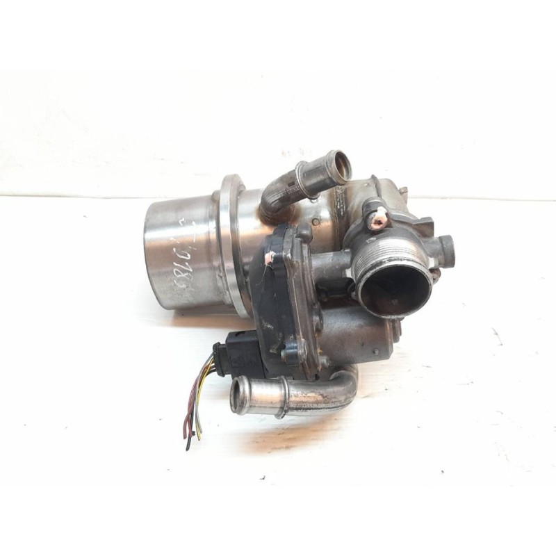 Recambio de enfriador egr para audi a3 sportback (8va) attraction referencia OEM IAM 04L131512BH MAHLE - Blanco 4