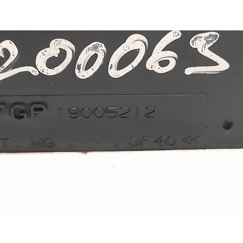 Recambio de bobina encendido para opel vectra b berlina básico referencia OEM IAM 19005212 3