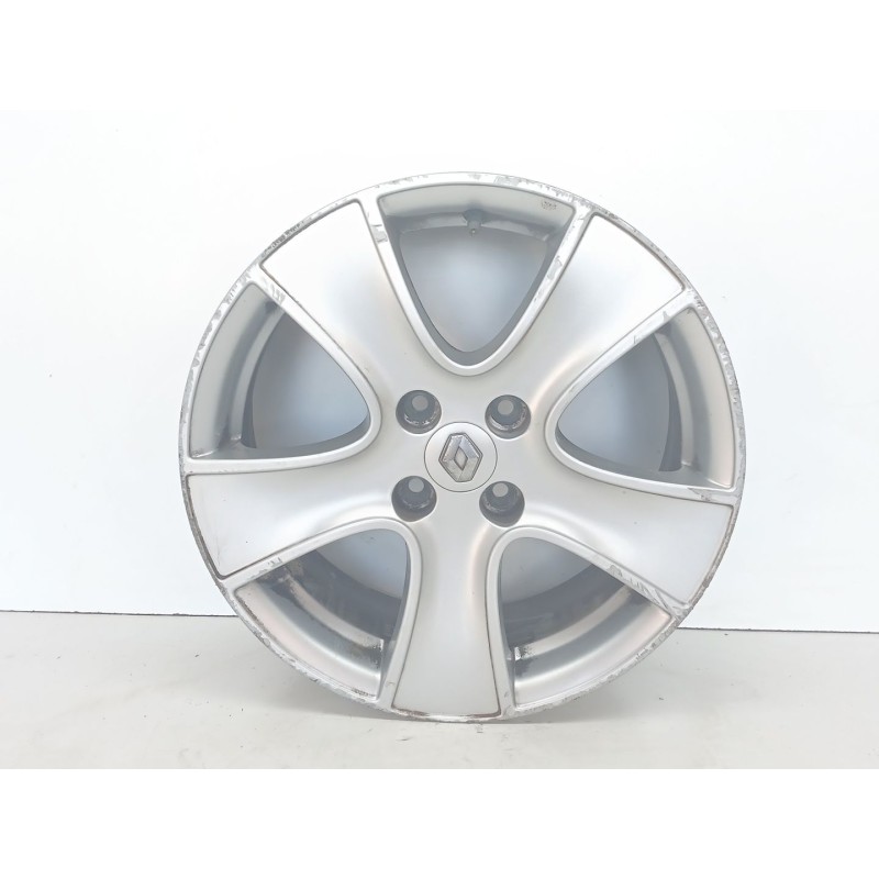 Recambio de llanta para renault clio iv societé referencia OEM IAM 403006502R  