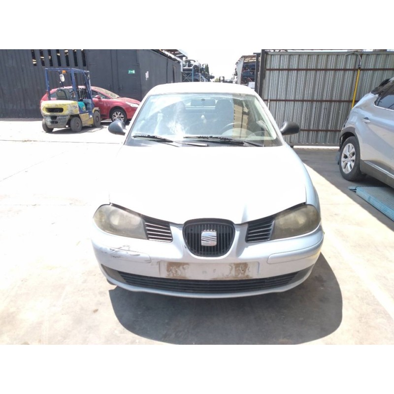 seat ibiza (6l1) del año 2002